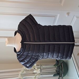 NWOT Cotes of London Womens Black Cap Sleeve Puffer‎ Down Vest Zip Up SM